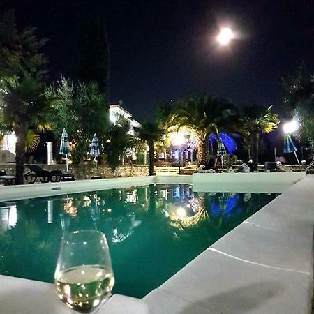 Vila Sejuda Hotel เปสคีชี ภายนอก รูปภาพ