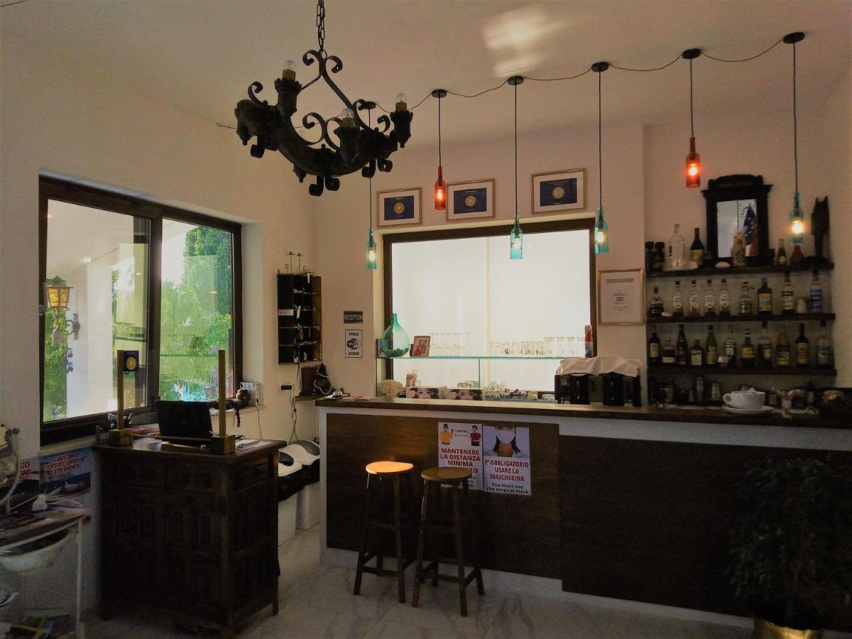 Vila Sejuda Hotel เปสคีชี ภายนอก รูปภาพ